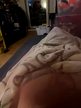 Snapshot of David19932908 chatting on 10/01/25, 07:53 David19932908 online show from 10/01/25, 07:53