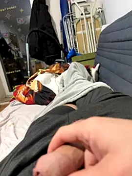 Snapshot of David19932908 chatting on 11/17/25, 09:20 David19932908 online show from 11/17/25, 09:20