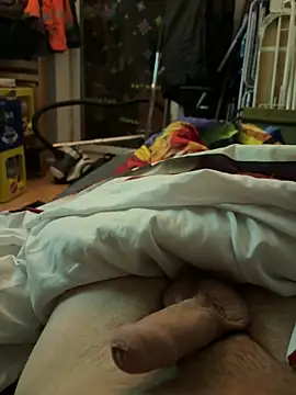 Snapshot of David19932908 chatting on 11/22/25, 08:30 David19932908 online show from 11/22/25, 08:30