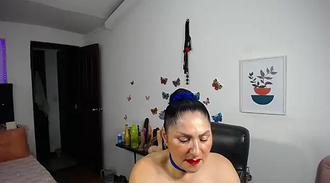 mature bigboobs10 online show from 03/17/25, 04:51