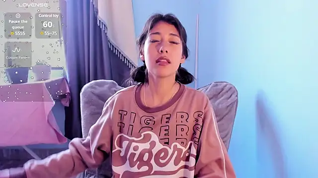 Scarlet wd18 online show from 02/28/25, 09:44