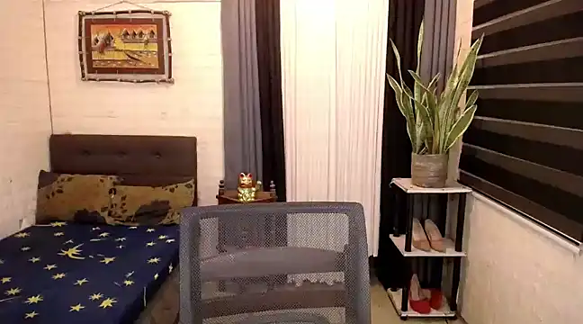 Snapshot of Yesha_harper chatting on 12/14/24, 10:13 Yesha harper online show from 12/14/24, 10:13