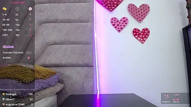 Snapshot of Jessica-Kraftt chatting on 03/01/25, 12:50 Jessica-Kraftt online show from 03/01/25, 12:50