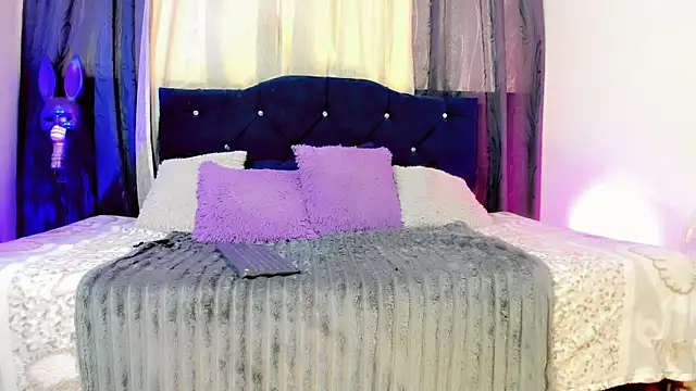 lesly xx online show from 04/01/26, 07:22