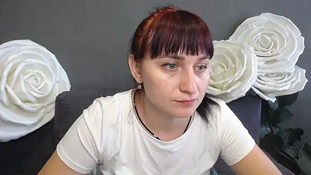 NinaFlawlees online show from 09/16/25, 11:55