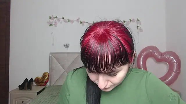 NinaFlawlees online show from 03/03/26, 01:39