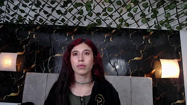 adriscute online show from 04/12/26, 11:10