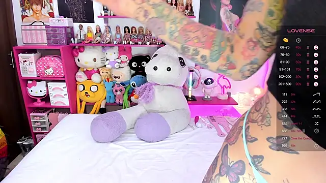 tattooBabyxxx online show from 02/04/25, 08:59