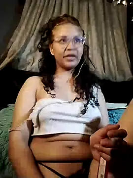 Hathorlove online show from 12/17/24, 11:05