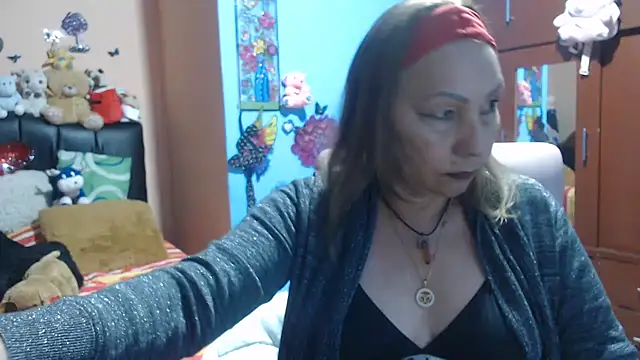 milfeddy  online show from 03/22/25, 11:42