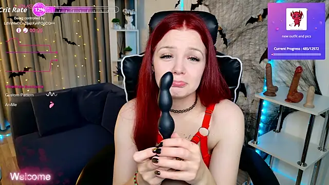 Snapshot of RedPeach chatting on 10/25/25, 06:35 RedPeach online show from 10/25/25, 06:35