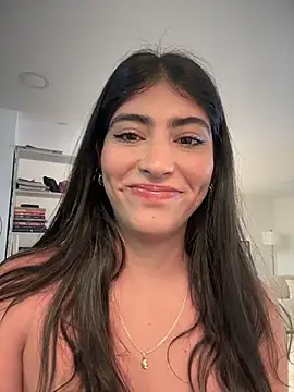 Gaby zahir  online show from 12/22/25, 12:57