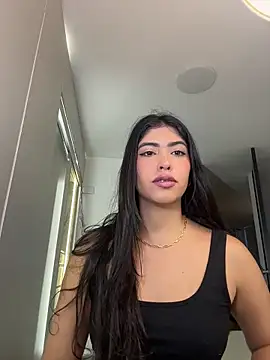 Gaby zahir  online show from 05/24/26, 03:22
