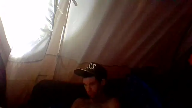 prettyboytatted69 online show from 04/07/26, 01:00