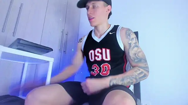 enzo bvlgari online show from 03/03/25, 10:42