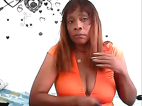 Snapshot of RoosePaarker chatting on 02/16/25, 08:55 RoosePaarker online show from 02/16/25, 08:55