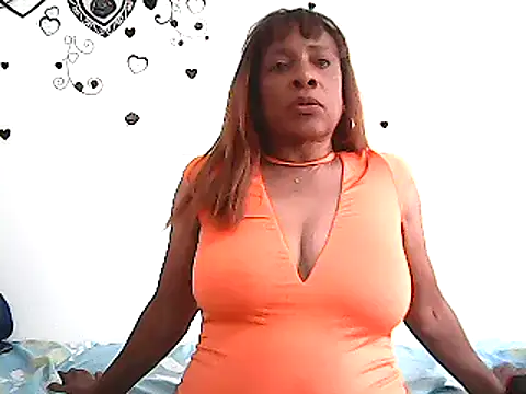 Snapshot of RoosePaarker chatting on 02/23/25, 08:11 RoosePaarker online show from 02/23/25, 08:11