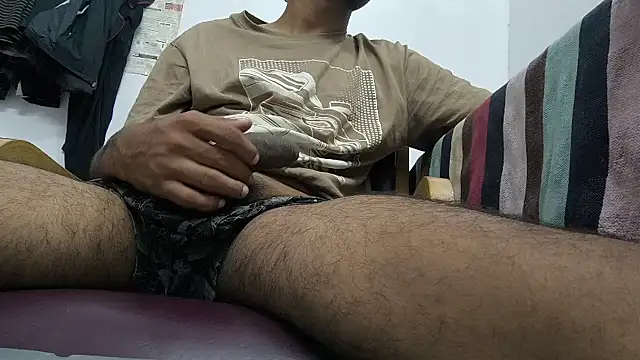 Im Aryan online show from 10/26/25, 05:24