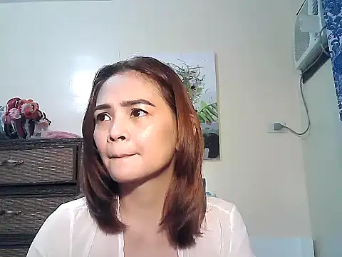 Kisses-13 online show from 09/17/25, 05:03