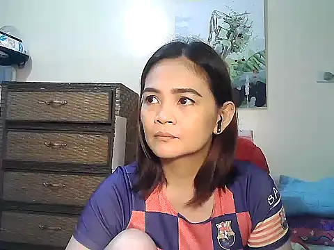 Kisses-13 online show from 05/28/26, 01:30