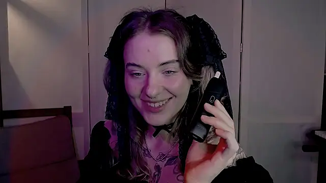 Snapshot of risha_laas chatting on 12/01/24, 06:08 risha laas online show from 12/01/24, 06:08