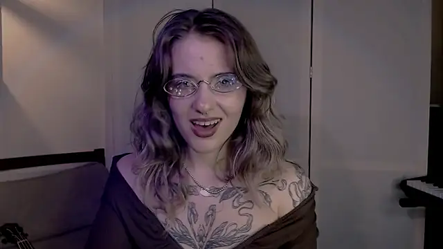 Snapshot of risha_laas chatting on 12/05/24, 07:17 risha laas online show from 12/05/24, 07:17