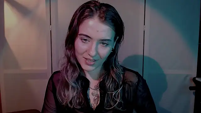 Snapshot of risha_laas chatting on 12/18/24, 05:31 risha laas online show from 12/18/24, 05:31