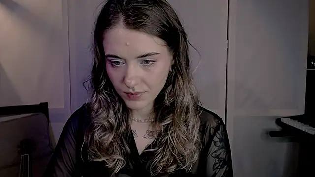 Snapshot of risha_laas chatting on 01/17/25, 06:54 risha laas online show from 01/17/25, 06:54