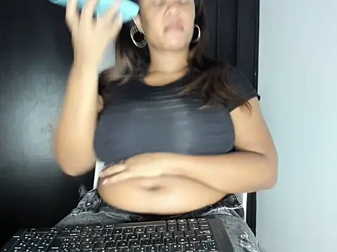 ashanty 1012 online show from 01/16/25, 11:59