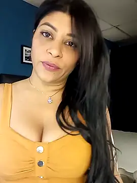 Snapshot of Lashmy111 chatting on 02/04/25, 12:29 Lashmy111 online show from 02/04/25, 12:29