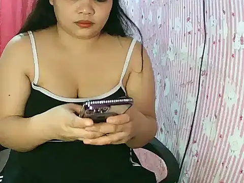 shaira4u online show from 04/08/26, 04:01