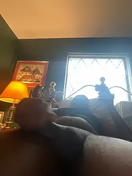 sukisnpaii online show from 04/12/26, 09:42