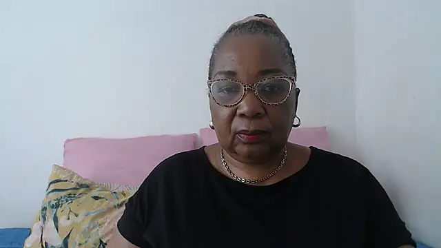 Snapshot of KinkyRicoSaisyours chatting on 03/09/25, 03:49 KinkyRicoSaisyours online show from 03/09/25, 03:49