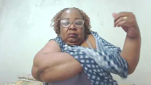 Snapshot of KinkyRicoSaisyours chatting on 09/20/25, 07:26 KinkyRicoSaisyours online show from 09/20/25, 07:26