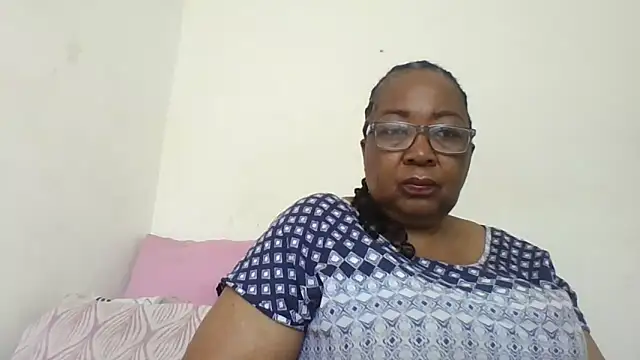 Snapshot of KinkyRicoSaisyours chatting on 11/05/25, 06:46 KinkyRicoSaisyours online show from 11/05/25, 06:46