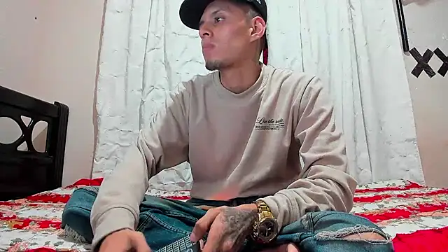 davidlatin66 online show from 12/23/25, 01:58