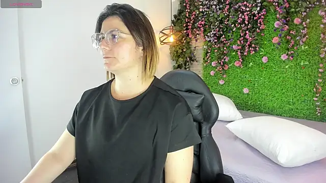 SarahDeyvis online show from 01/16/26, 03:38