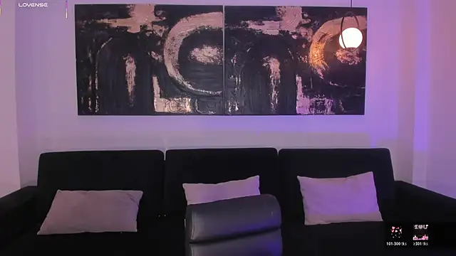 EveBensonX online show from 02/17/26, 07:53