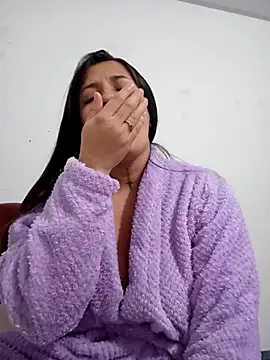 Snapshot of Sofia_888 chatting on 03/09/25, 04:05 Sofia 888 online show from 03/09/25, 04:05