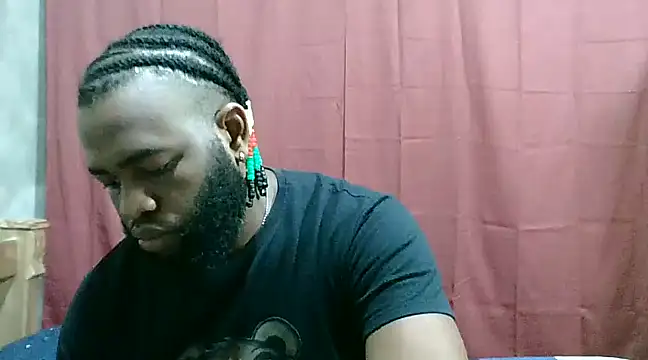 Snapshot of 2ocmaxi chatting on 02/15/25, 10:21 2ocmaxi online show from 02/15/25, 10:21