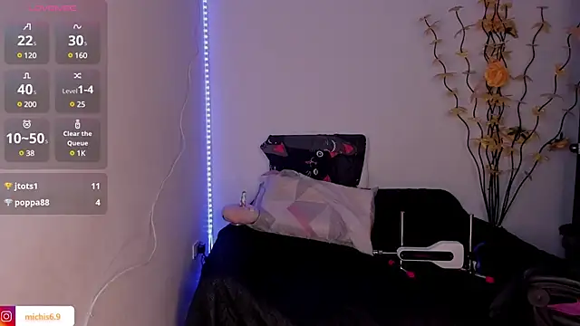 Snapshot of Sallye_ chatting on 01/11/25, 06:56 Sallye online show from 01/11/25, 06:56