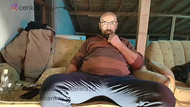 masculine bear daddy online show from 01/12/26, 05:29