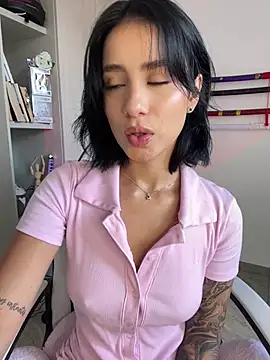 Ale Lewis online show from 01/17/25, 08:22