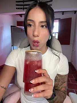 Ale Lewis online show from 04/08/26, 10:21