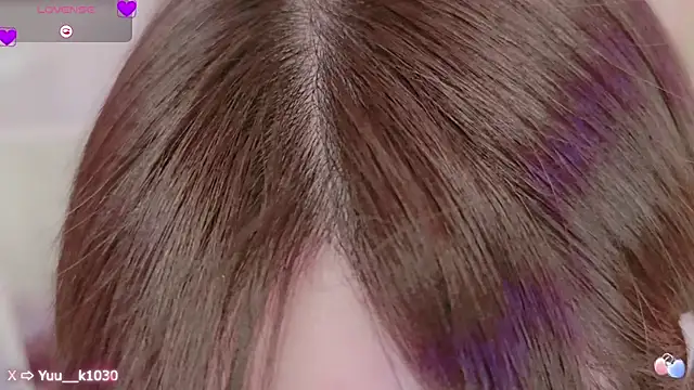 Snapshot of Yuu__k chatting on 02/05/25, 03:52 Yuu k online show from 02/05/25, 03:52