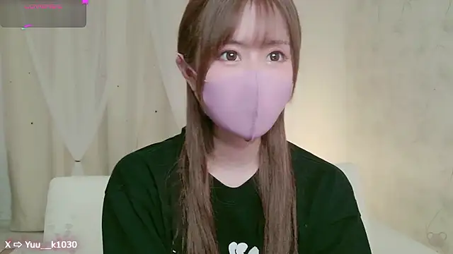 Snapshot of Yuu__k chatting on 09/10/25, 03:01 Yuu k online show from 09/10/25, 03:01