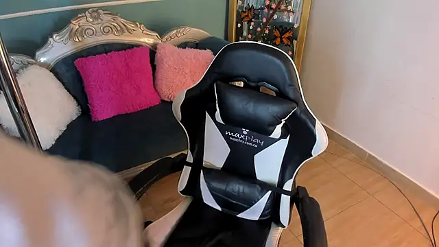  Jessy Moon  online show from 03/20/26, 10:03