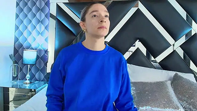 Snapshot of victoriaa_lee_ chatting on 02/05/25, 07:20 victoriaa lee online show from 02/05/25, 07:20