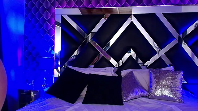 Snapshot of victoriaa_lee_ chatting on 10/11/25, 08:40 victoriaa lee online show from 10/11/25, 08:40