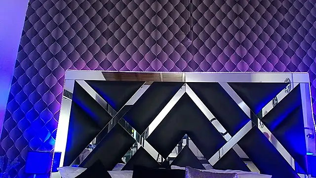 Snapshot of victoriaa_lee_ chatting on 11/29/25, 07:28 victoriaa lee online show from 11/29/25, 07:28